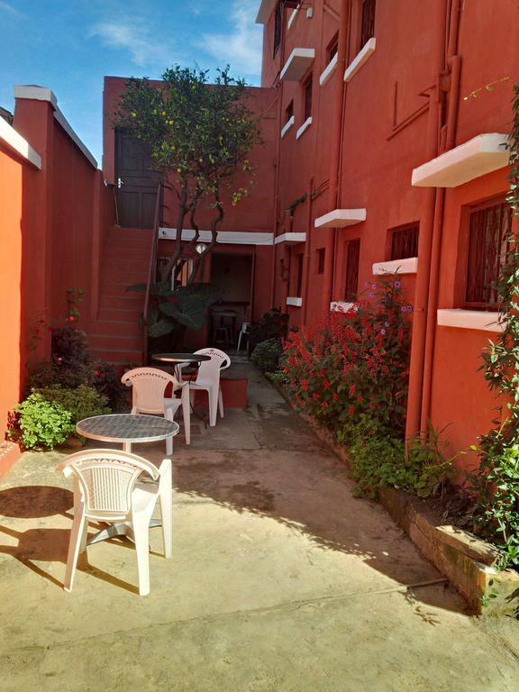 K6 Chambres D'Hote Ivato  Ngoại thất bức ảnh
